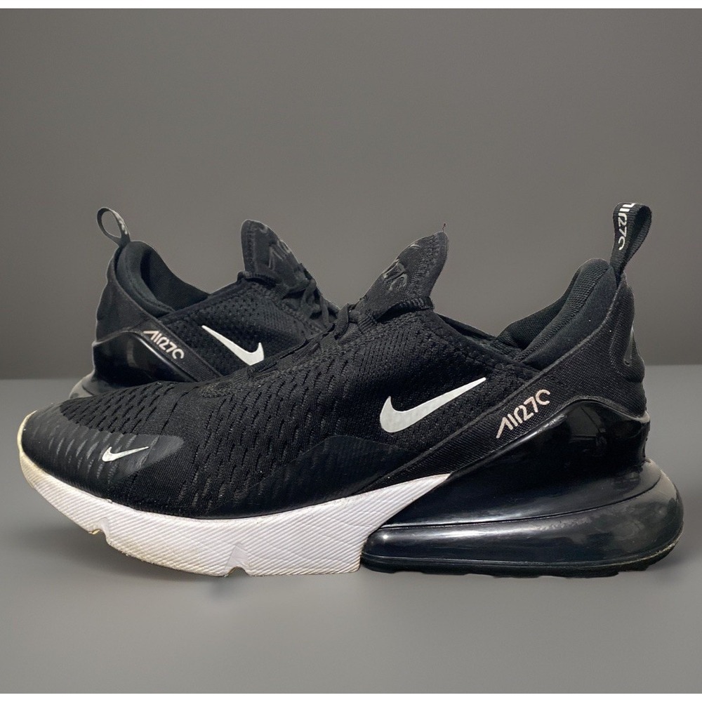 Nike Air Max 270 Mens 11 Black White Athletic Sneakers AH8050-002